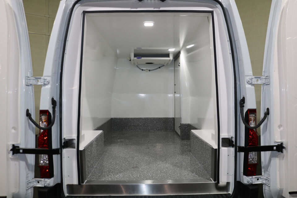 Renault Master 2.3 dCi 135pk L3 H2 Koelwagen Vrieswagen -20 Graden Dag en Nacht (nieuwe ombouw)