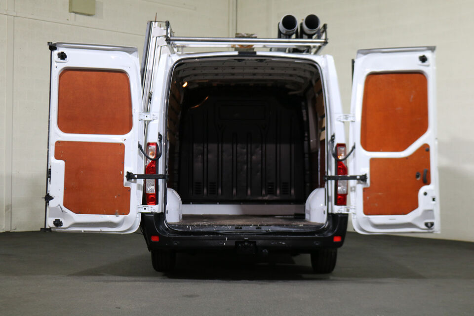 Renault Master 2.3 dCi 135pk L1 H1 Airco Glasresteel