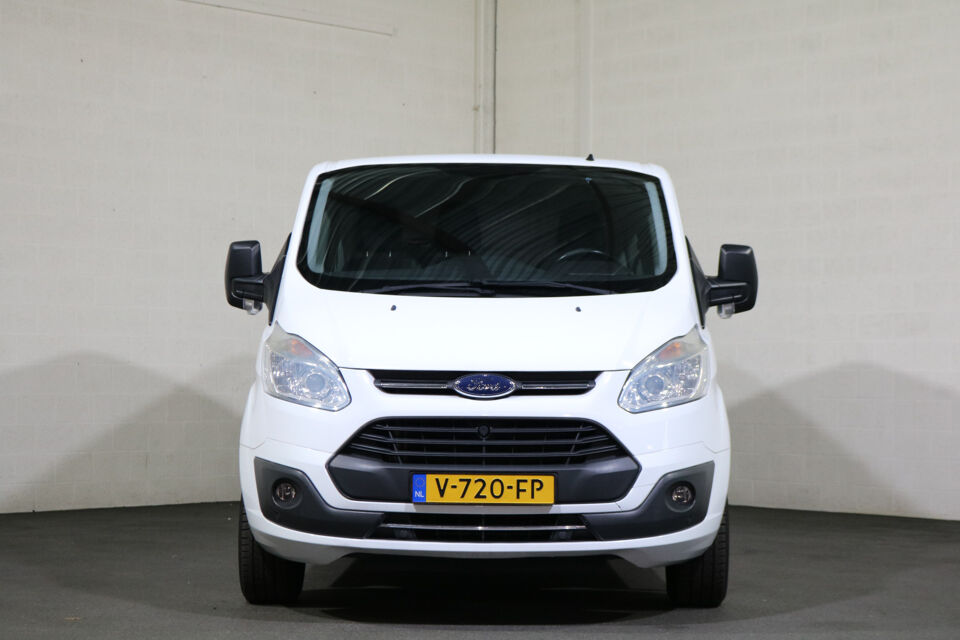 Ford Transit Custom 2.0 TDCI 105pk Euro 6 L1 H1 Trend Airco Navigatie Trekhaak Inrichting