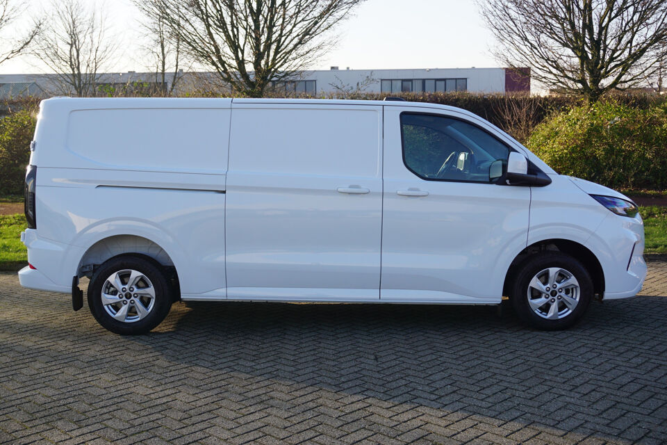 Ford Transit Custom 300L 136PK Limited BPM VRIJ!!