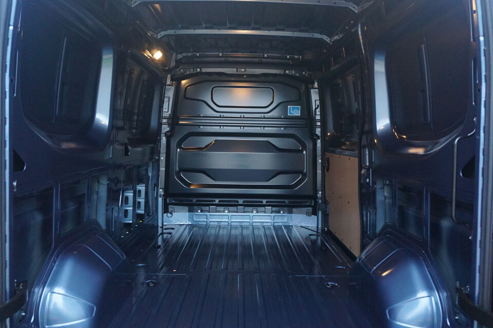 Renault Master T35 170PK Extra L2H2 BPM VRIJ!!