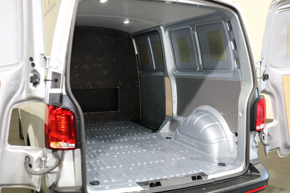 VW-Bedrijfswagens Transporter 2.0 TDI L2 H1 150pk Automaat Apple CarPlay
