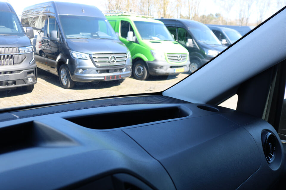 Mercedes-Benz Vito Tourer 114 CDI XL Airco Led Achterklep