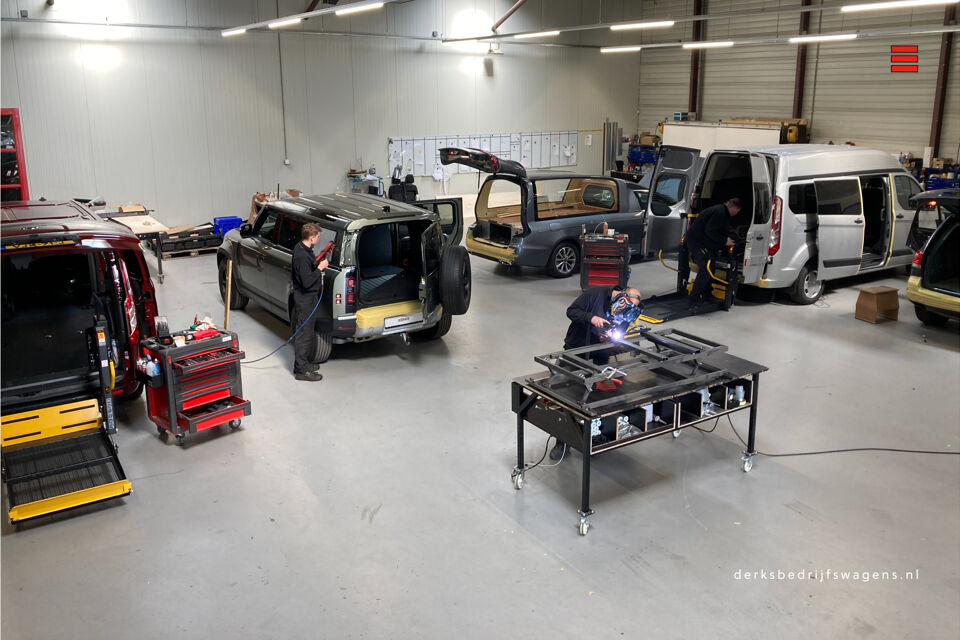 Mercedes-Benz EQE 350 Begrafenisauto Luchtvering