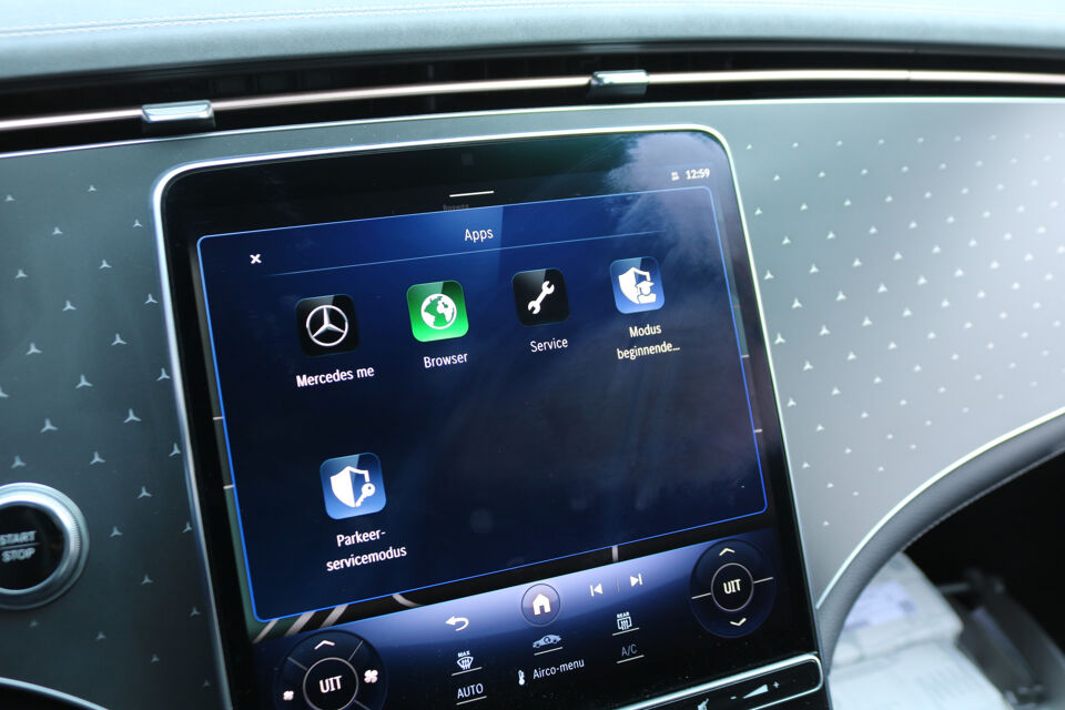 Mercedes-Benz EQE 350 Begrafenisauto Luchtvering