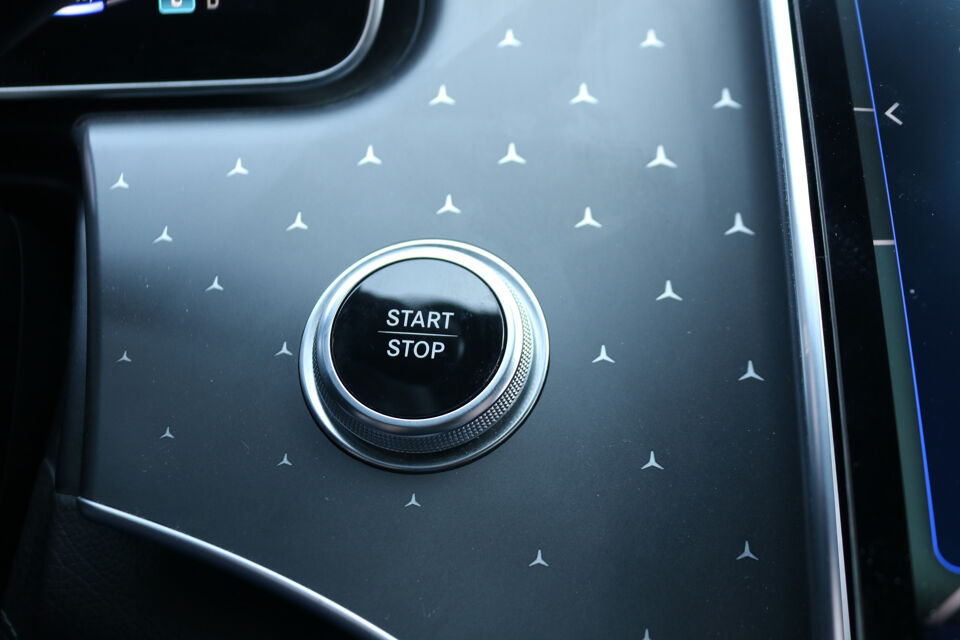 Mercedes-Benz EQE 350 Begrafenisauto Luchtvering