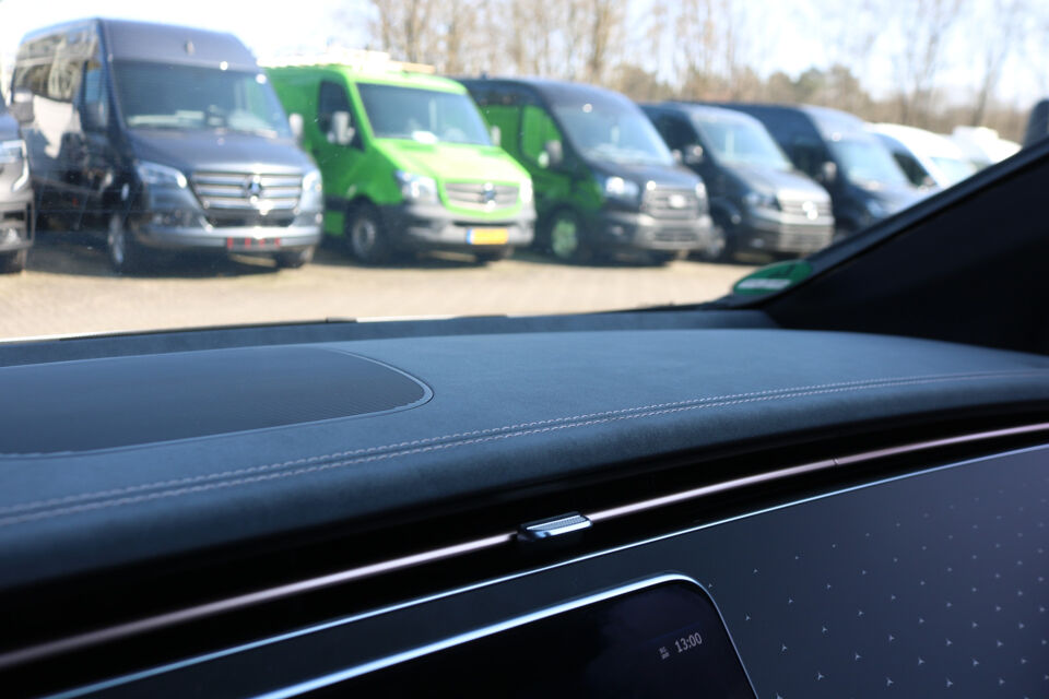 Mercedes-Benz EQE 350 Begrafenisauto Luchtvering