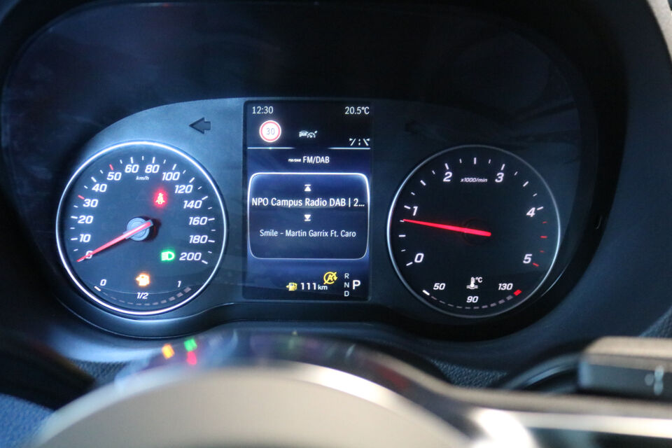 Mercedes-Benz Sprinter 319 CDI L2 H2 Airco Navigatie 3.5T Trekhaak 360 Graden Camera Adapt. Cruise