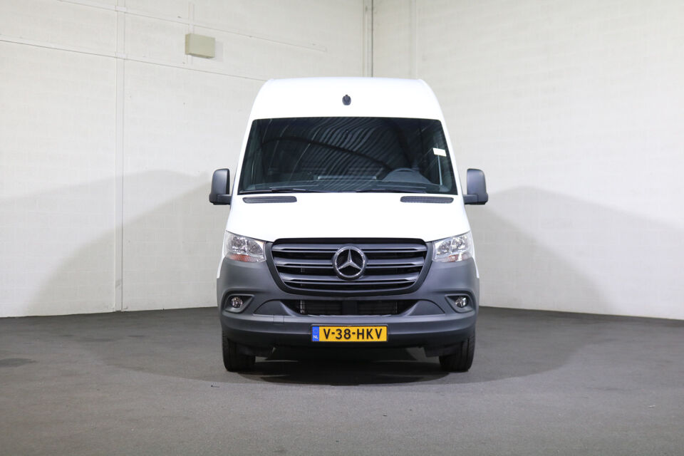 Mercedes-Benz Sprinter 317 CDI L2 H2 Airco Mbux Camera