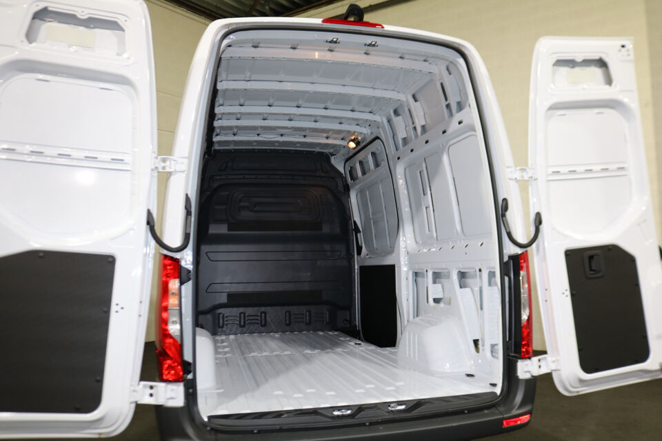 Mercedes-Benz Sprinter 317 CDI L2 H2 Airco Mbux Camera