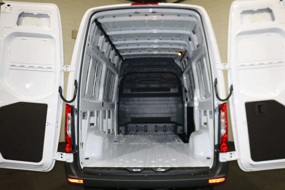 Mercedes-Benz Sprinter 317 CDI L2 H2 Airco Mbux Camera