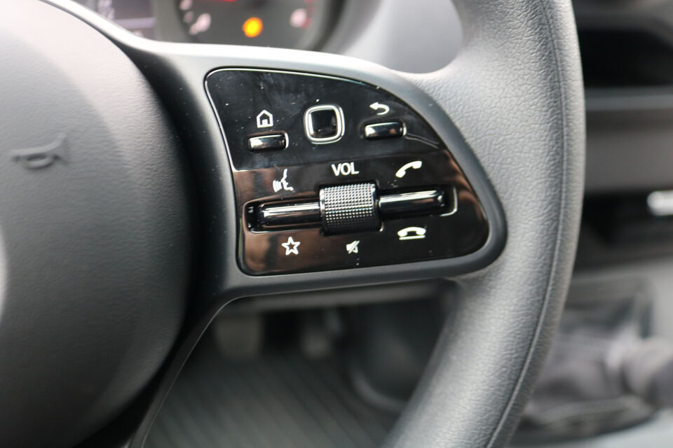 Mercedes-Benz Sprinter 317 CDI L2 H2 Airco Mbux Camera