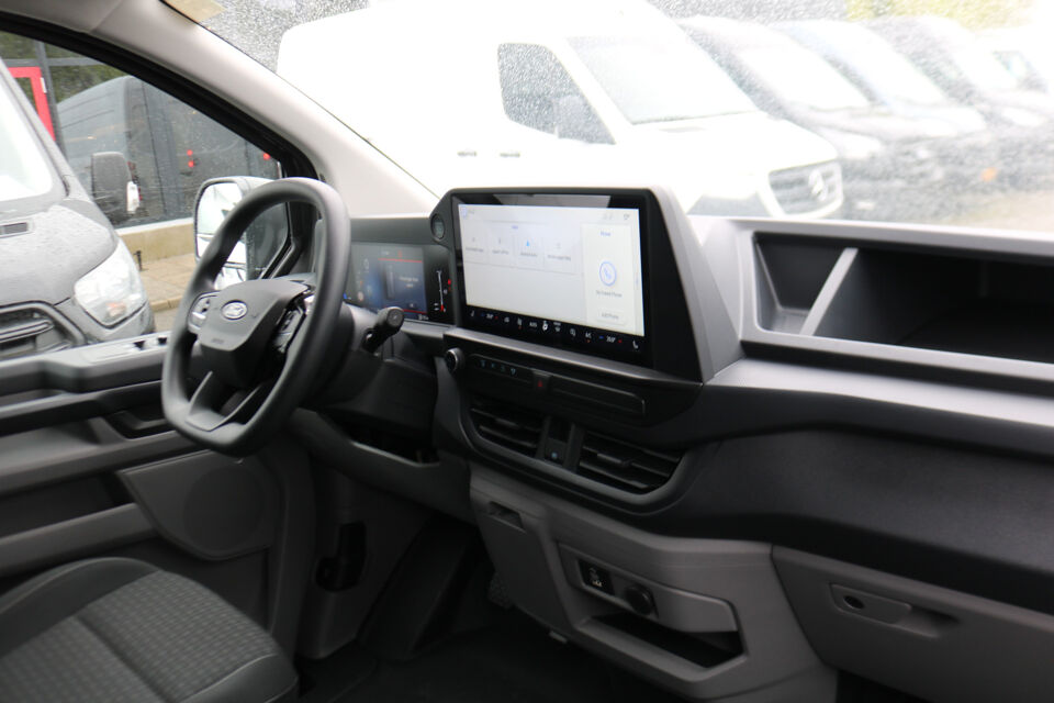 Ford Transit Custom 2.0 TDCI L2 H1 136pk Automaat Black Edition 2x Schuifdeur