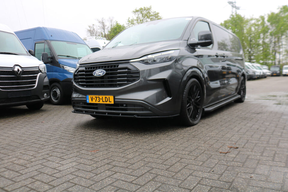 Ford Transit Custom 2.0 TDCI L2 H1 136pk Automaat Black Edition 2x Schuifdeur