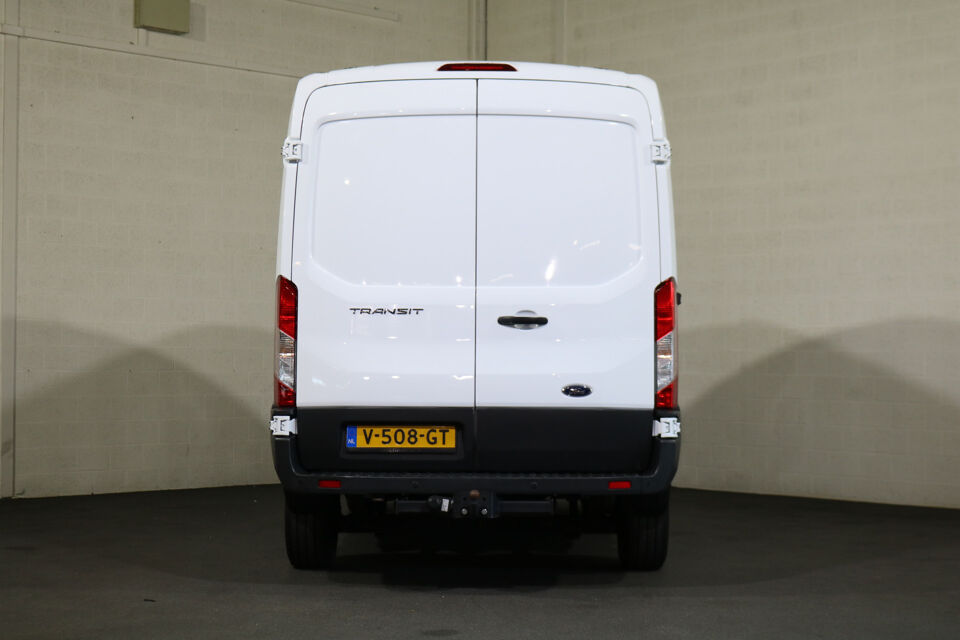 Ford Transit 2.0 TDCI 130pk L2 H2 Trend Airco Navigatie 2.8T Trekhaak