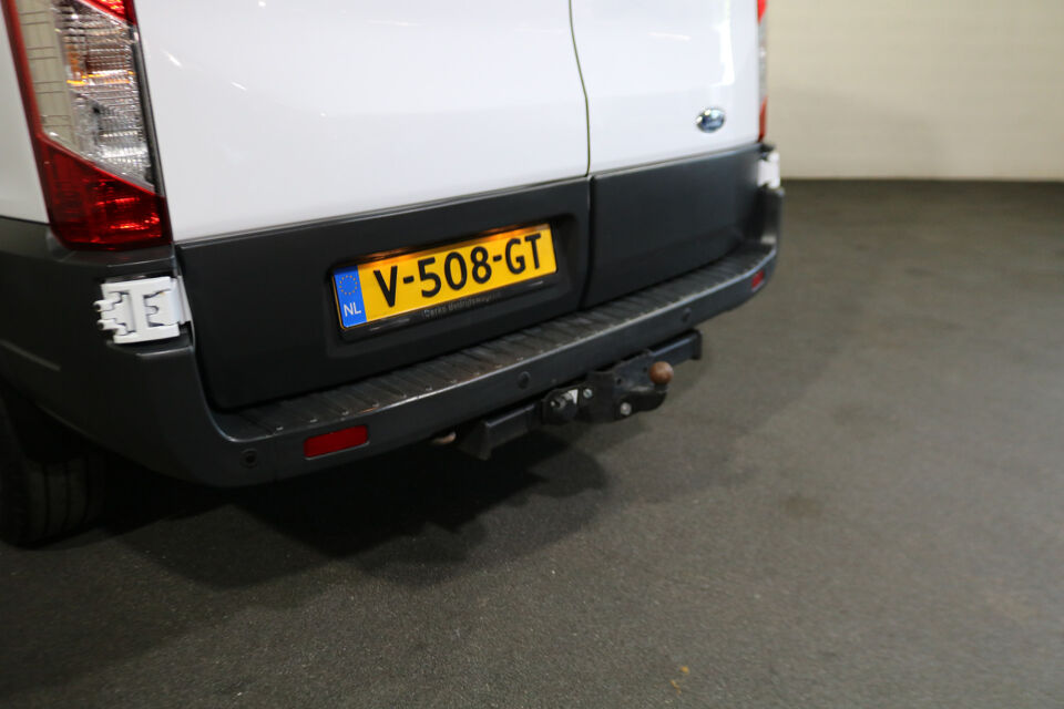 Ford Transit 2.0 TDCI 130pk L2 H2 Trend Airco Navigatie 2.8T Trekhaak