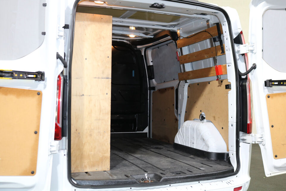 Ford Transit Custom 2.2 TDci Limited Edition Airco Navigatie Spoilerpakket