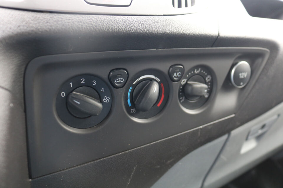 Ford Transit Custom 2.2 TDci Limited Edition Airco Navigatie Spoilerpakket