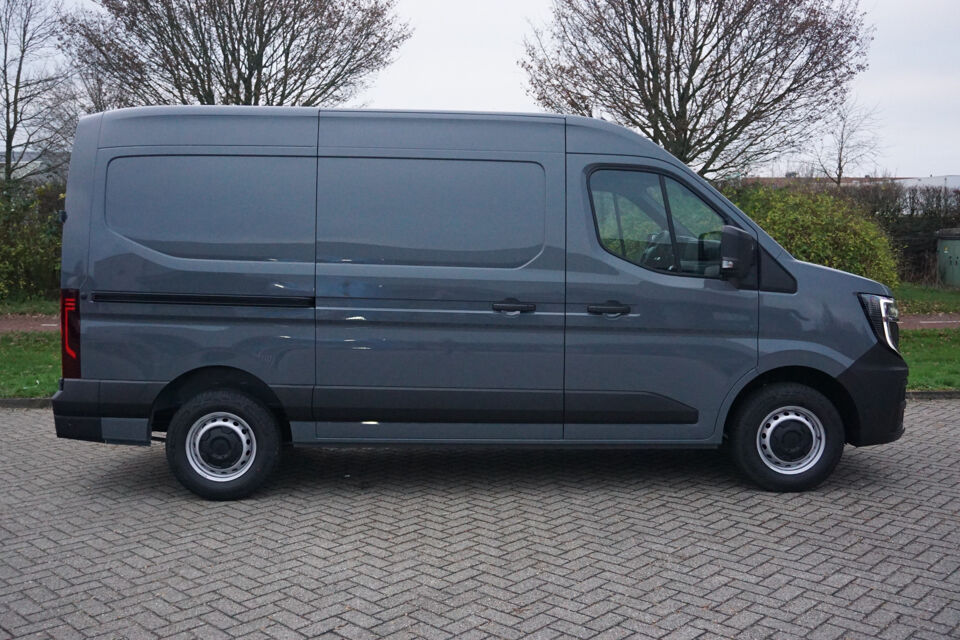 Renault Master T35 170PK Extra L2H2 BPM VRIJ!!
