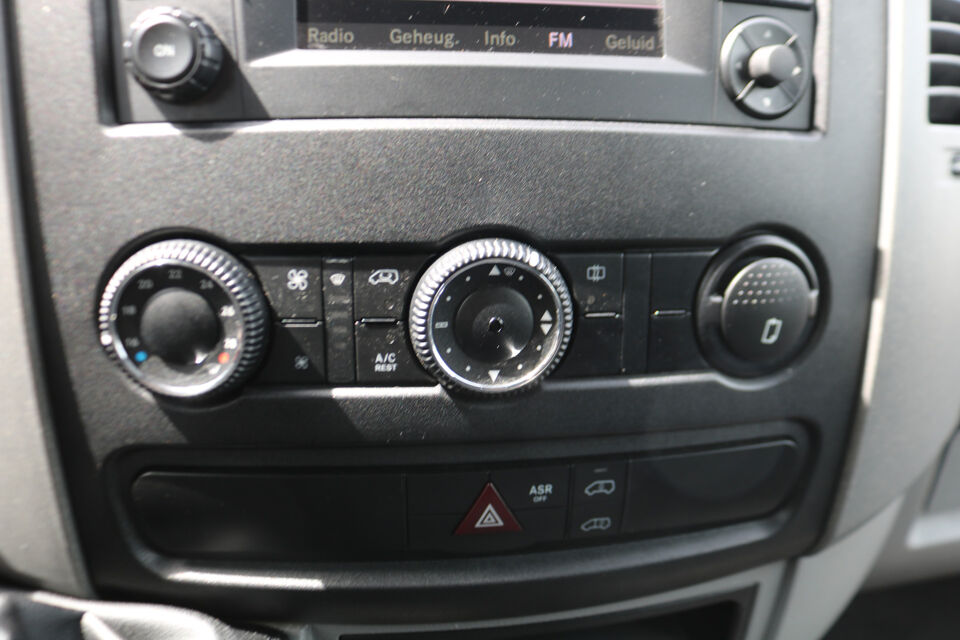 VW-Bedrijfswagens Crafter 2.0 TDI L2 H2 Airco Koelwagen