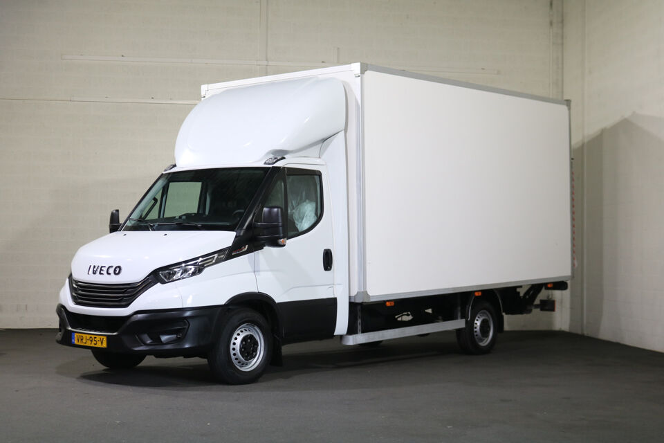 Iveco Daily 35S18 3.0 Automaat Bakwagen met Laadklep