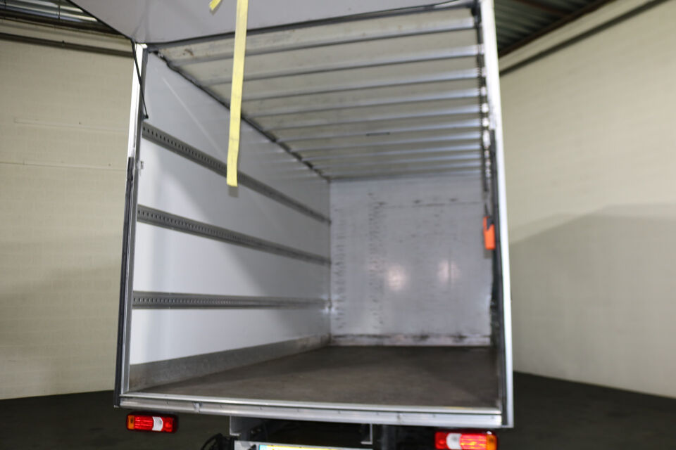 Iveco Daily 35S18 3.0 Automaat Bakwagen met Laadklep