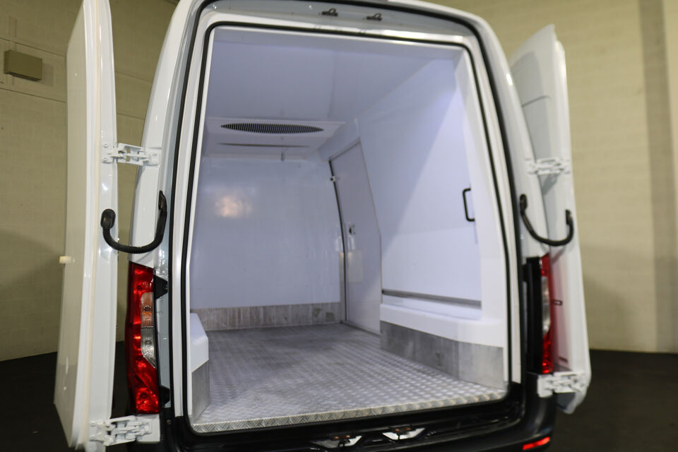 Mercedes-Benz Sprinter 316 CDI Euro 6 L2 H2 Koelwagen Dag en Nacht Airco Apple Carplay
