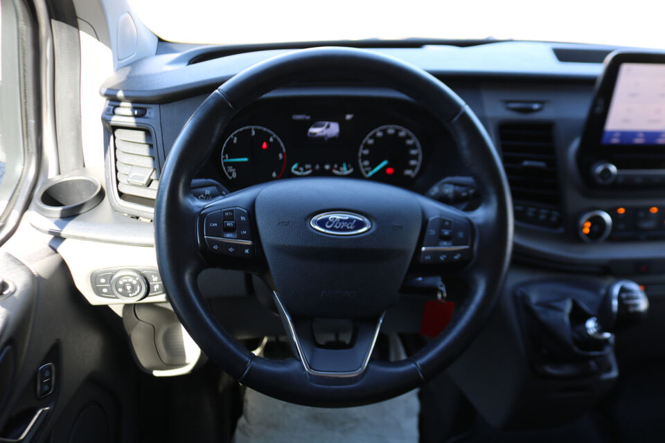 Ford Transit Custom 2.0 TDci Overbrengvoertuig