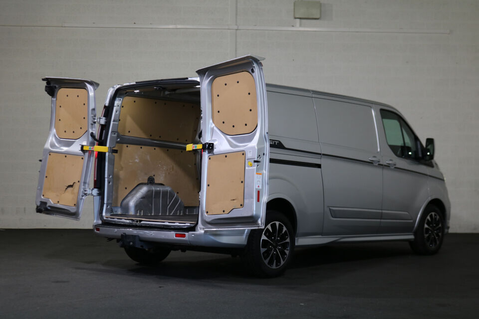 Ford Transit Custom 2.0 TDCI L2 H1 Sport Automaat Airco Navigatie Camera Trekhaak