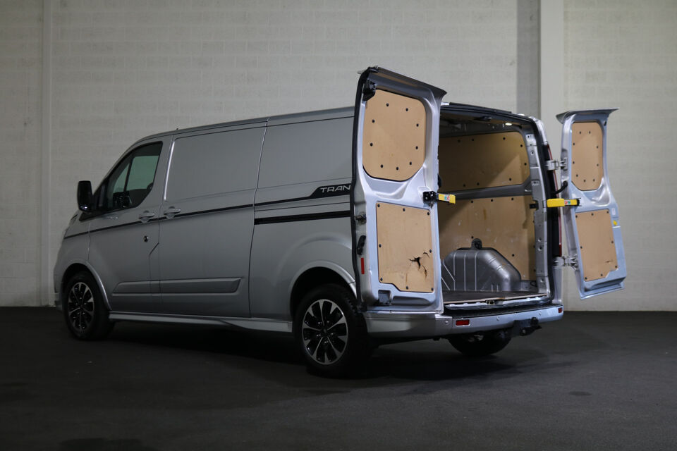Ford Transit Custom 2.0 TDCI L2 H1 Sport Automaat Airco Navigatie Camera Trekhaak