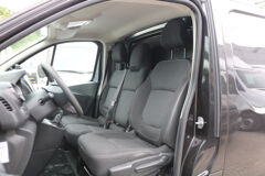 Renault Trafic 2.0 dCi 145pk L2 H1 Airco Imperiaal Trekhaak