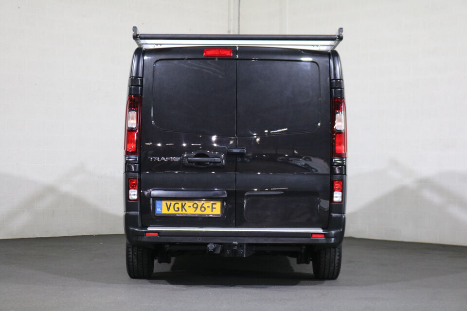 Renault Trafic 2.0 dCi 145pk L2 H1 Airco Imperiaal Trekhaak