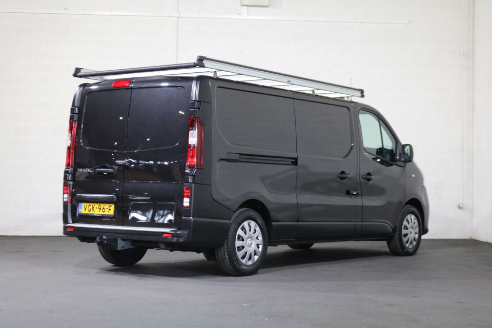 Renault Trafic 2.0 dCi 145pk L2 H1 Airco Imperiaal Trekhaak