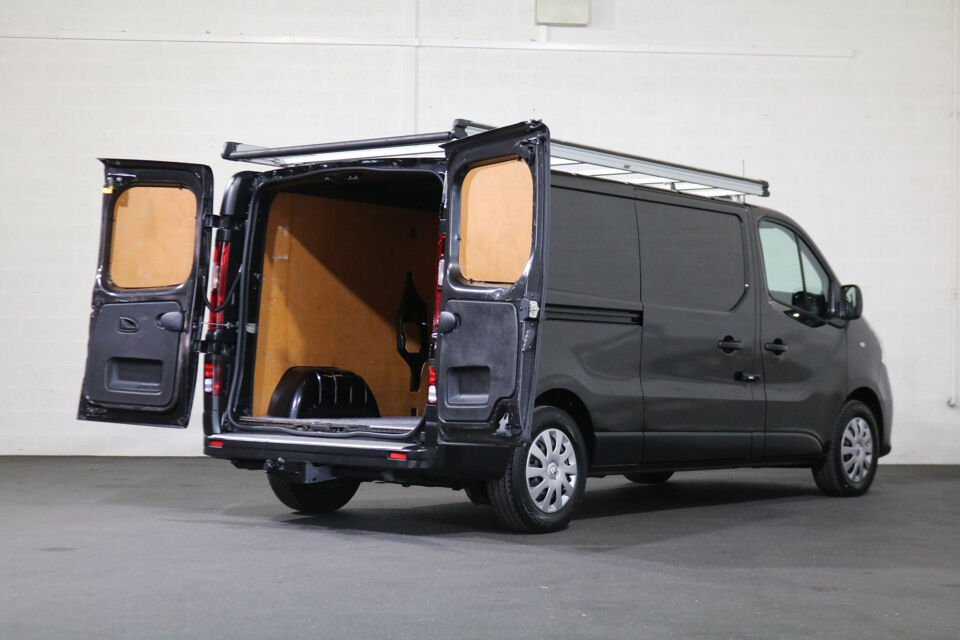 Renault Trafic 2.0 dCi 145pk L2 H1 Airco Imperiaal Trekhaak