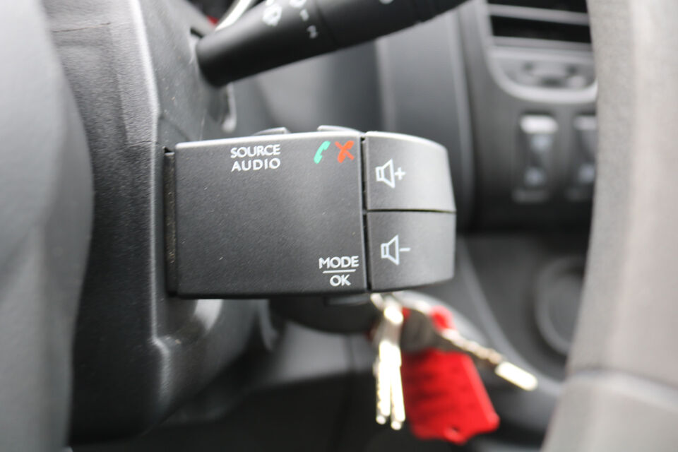 Renault Trafic 2.0 dCi 145pk L2 H1 Airco Imperiaal Trekhaak