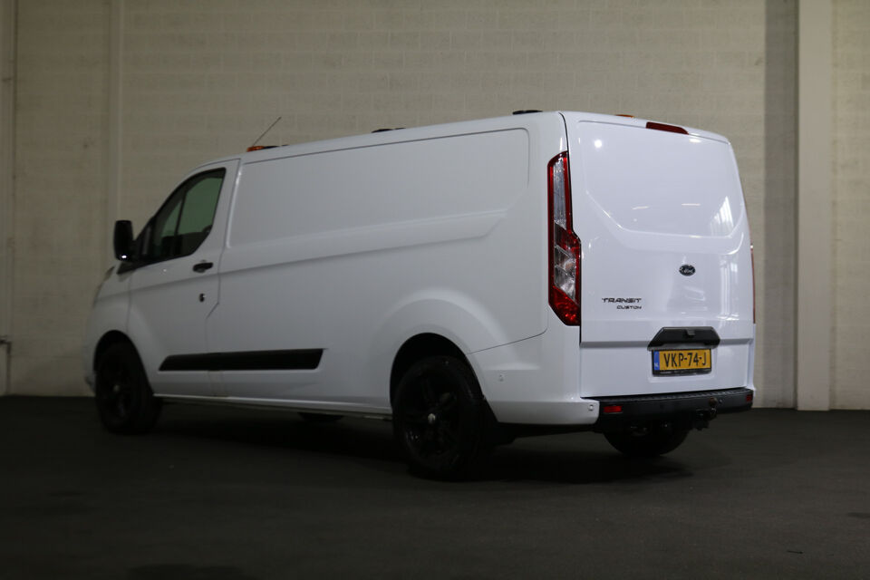 Ford Transit Custom 2.0 TDci 130pk L2 H1 Airco 2.8T Trekhaak