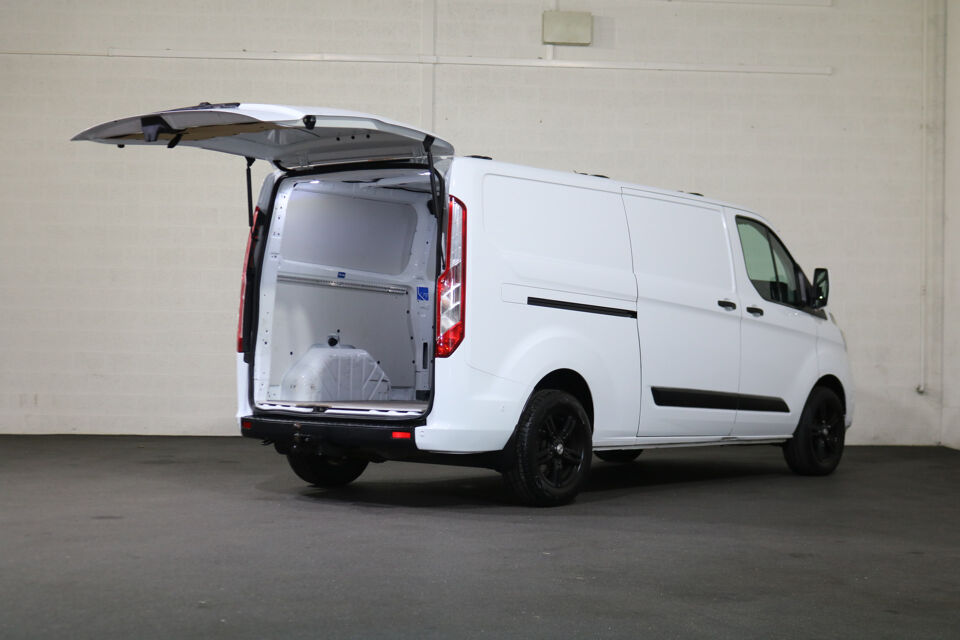 Ford Transit Custom 2.0 TDci 130pk L2 H1 Airco 2.8T Trekhaak