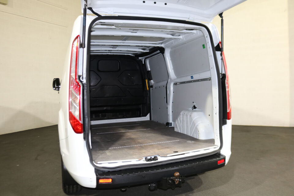 Ford Transit Custom 2.0 TDci 130pk L2 H1 Airco 2.8T Trekhaak