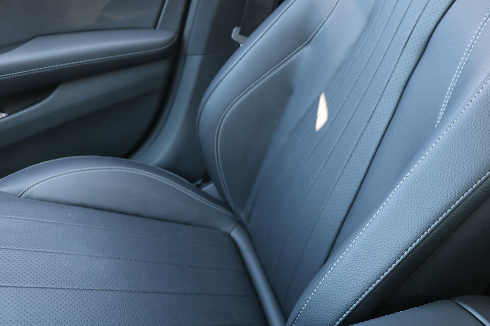 Mercedes-Benz E200T Glaswagen 3-deurs Begrafeniswagen (nieuwe ombouw)