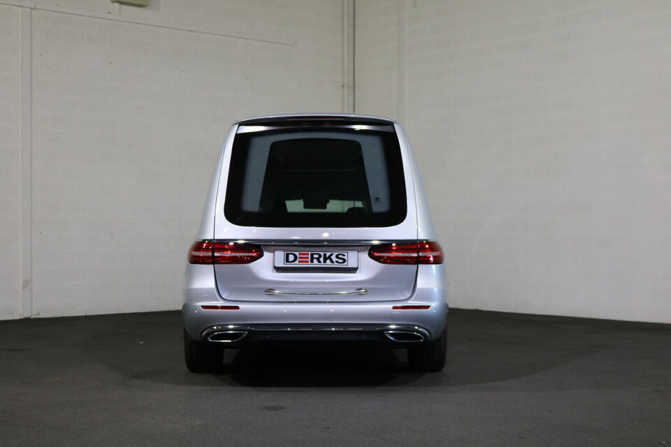 Mercedes-Benz E200T Glaswagen 3-deurs Begrafeniswagen (nieuwe ombouw)