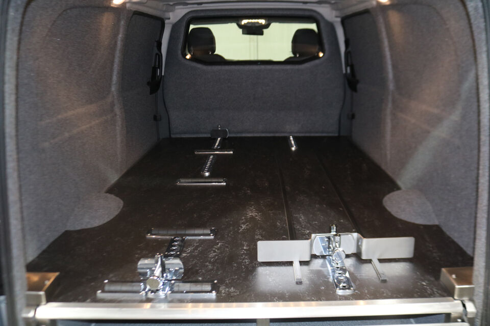 Mercedes-Benz Vito 114 CDI XL Overbrengvoertuig 1x Kist 1x Brancard