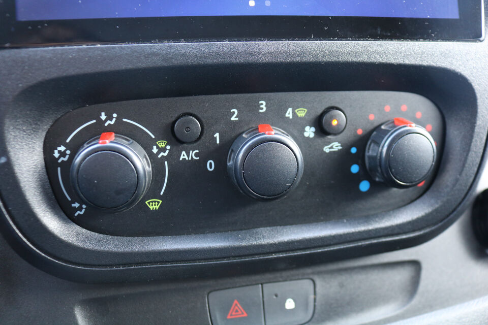 Renault Trafic 1.6 dCi 120pk L1 H1 Airco Trekhaak
