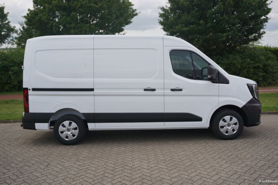 Renault Master T35 150PK Extra L2H2 BPM VRIJ!!