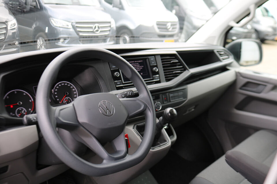 VW-Bedrijfswagens Transporter 2.0 TDI L2 H1 Koelwagen 0 Graden koeling Airco Sidebars