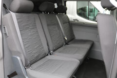 VW-Bedrijfswagens Transporter 2.0 TDI L2 H1 DC 150pk Caravelle Black Edition