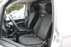 Mercedes-Benz Vito 119 CDI XL Automaat Airco Navigatie Trekhaak Led
