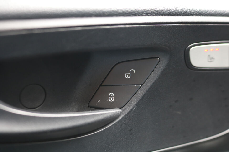 Mercedes-Benz Vito 119 CDI XL Automaat Airco Navigatie Trekhaak Led