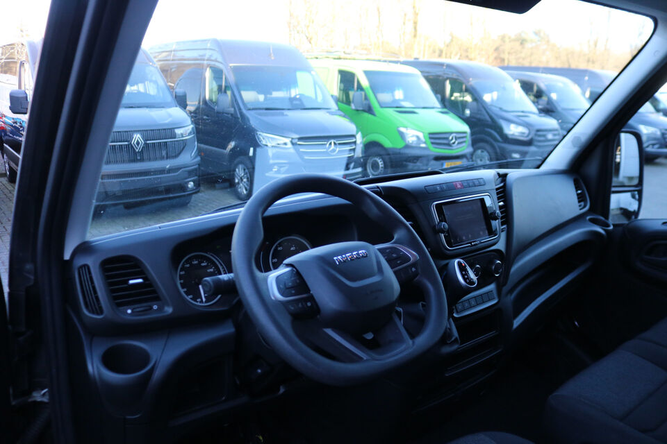 Iveco Daily 35S16 Hi-Matic Automaat Airco Navigatie 3.5T Trekhaak