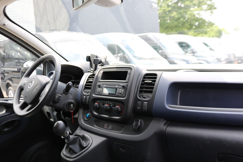 Opel Vivaro 1.6 CDTI L1H1 Airco Trekhaak Imperiaal Inrichting