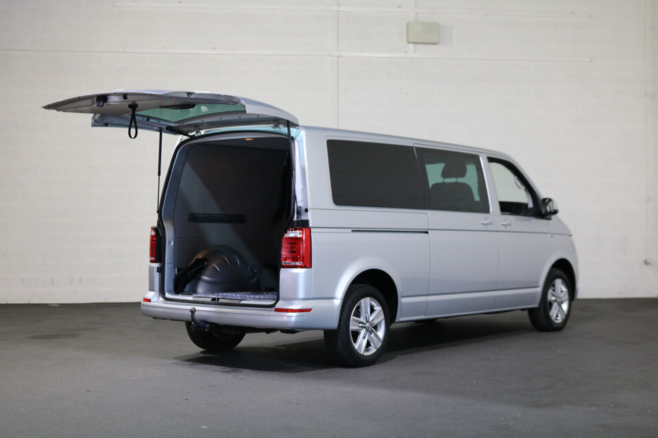 VW-Bedrijfswagens Transporter 2.0 TDI L2 H1 150pk DC 4-Motion Automaat Airco Led Trekhaak Camera